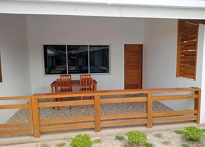 Badi's Place 2* Moalboal