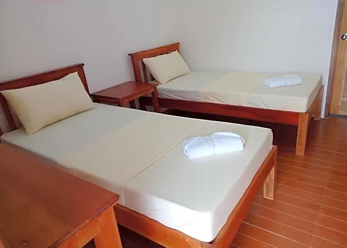 Badi's Place Resort Moalboal